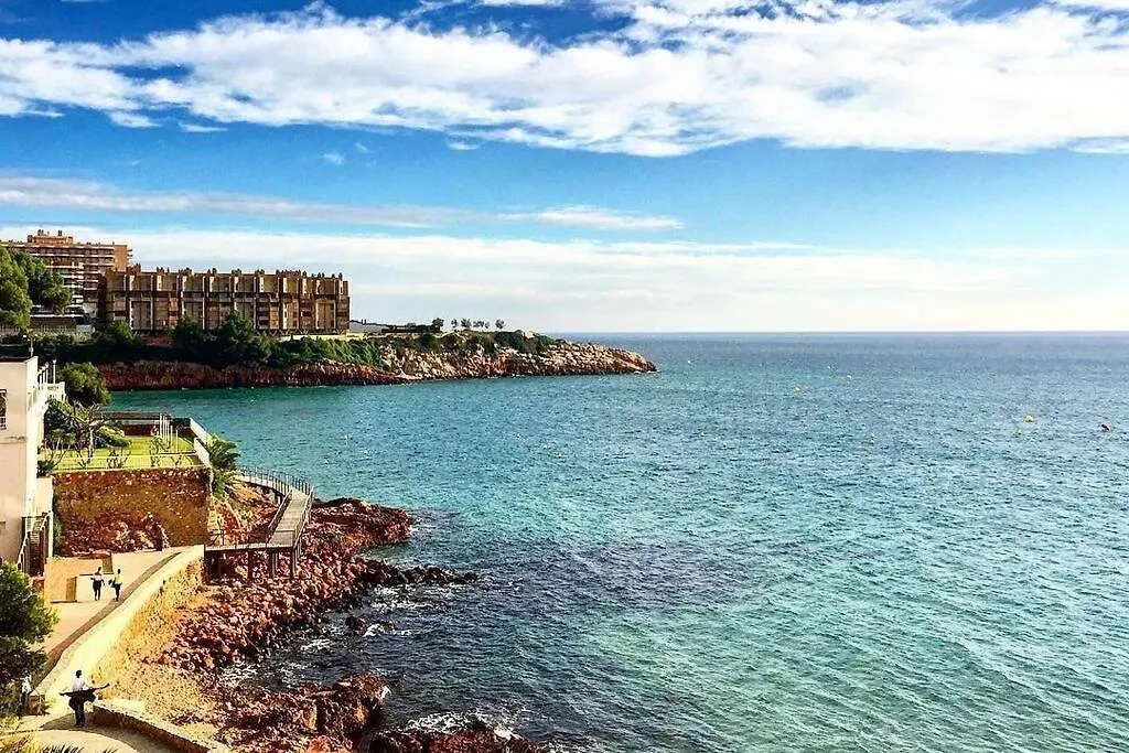 Renovado Apartamento En Zona Residencial A Pasos Del Mar Salou 0*,  Spain
